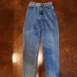 Amazing Mom Jean's, long flattering.